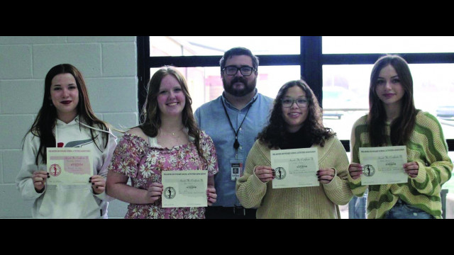 Vocal students receive superior ratings
